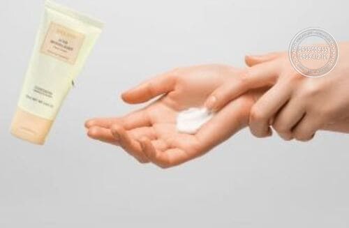 cach-dung-weilaiya-rose-moonlight-hand-cream-hieu-qua-tu-chuyen-gia3